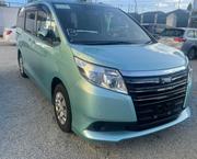 Toyota Noah 2.0 AWD (8 Seater) 2015 for sale
