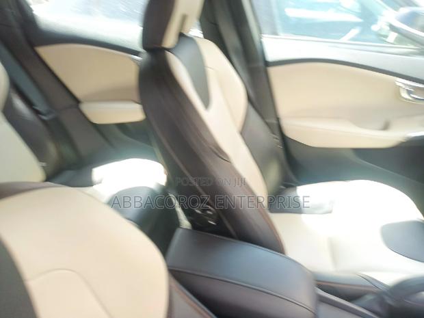 Volvo V40 T6 R-Design Platinum AWD 2015 White
