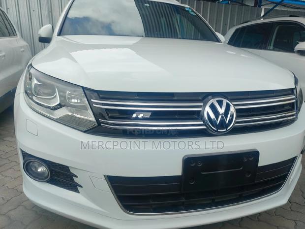2015 Volkswagen Tiguan in White: Modern SUV for Your Drive