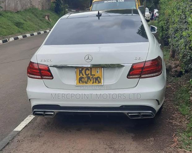 Stylish White Mercedes-Benz E250 2010 - Now Available for Purchase!