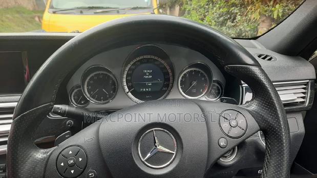 Stylish White Mercedes-Benz E250 2010 - Now Available for Purchase!
