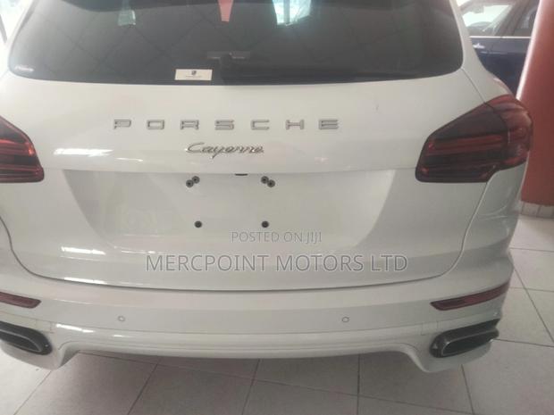 2015 Porsche Cayenne - White - Pre-owned