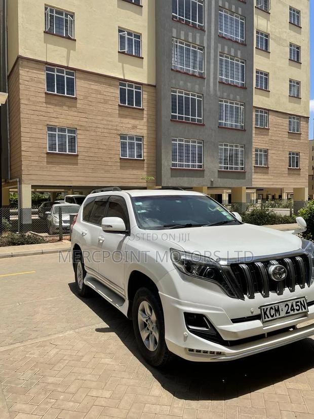 White 2011 Toyota Land Cruiser Prado - Affordable Pre-Owned SUV