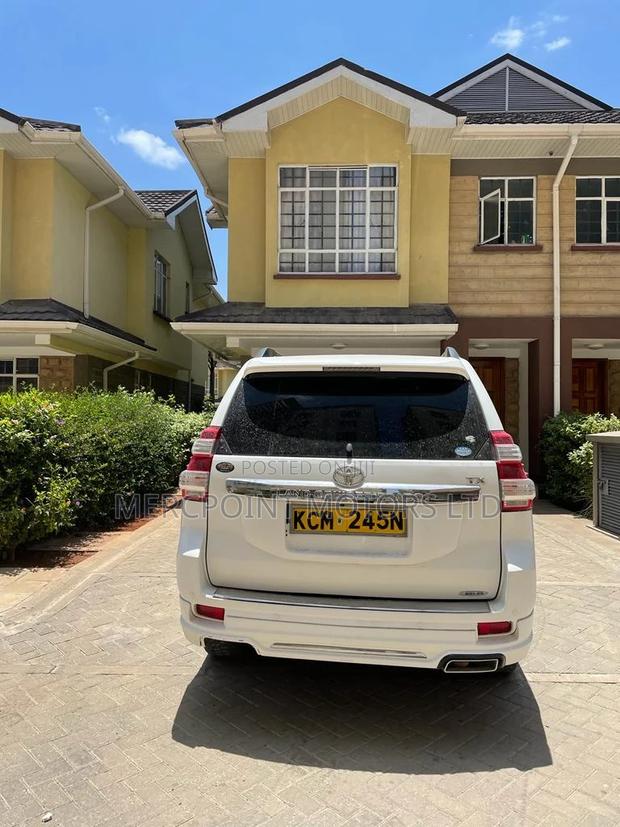 White 2011 Toyota Land Cruiser Prado - Affordable Pre-Owned SUV