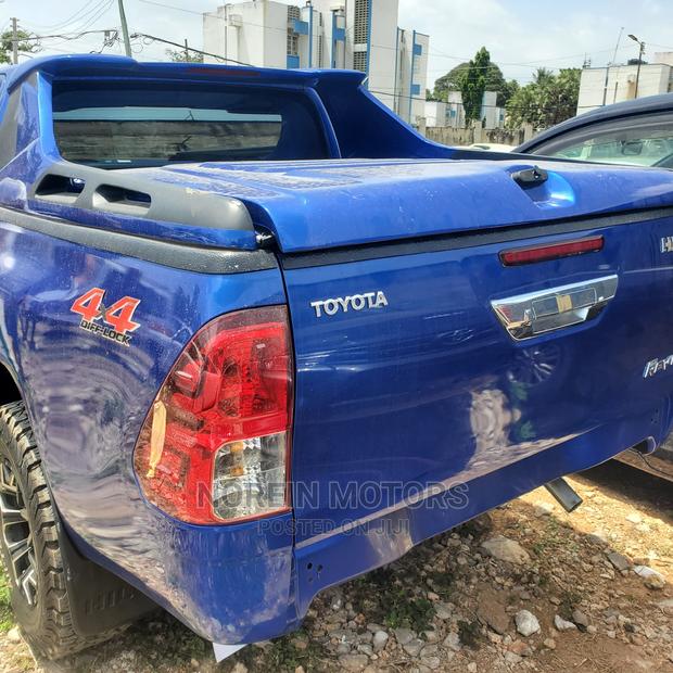2016 Toyota Hilux Blue: Powerful Off-Roader, Durable & Reliable