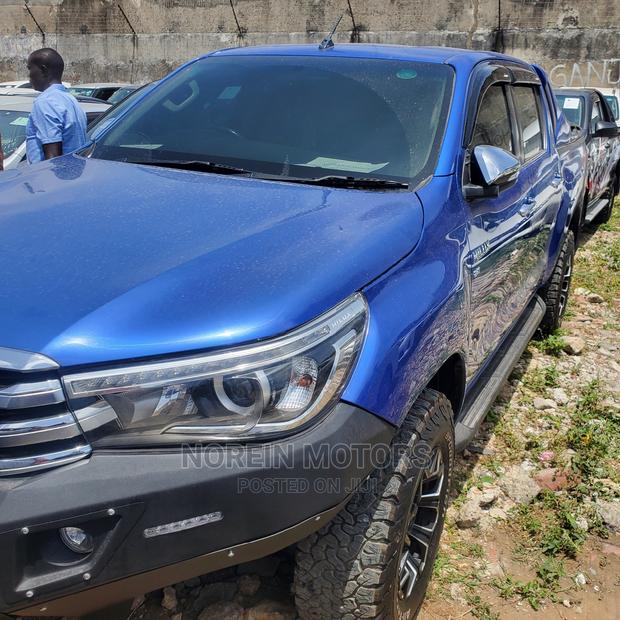 2016 Toyota Hilux Blue: Powerful Off-Roader, Durable & Reliable