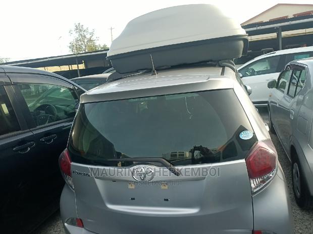 Toyota Ractis 1.5 AWD 2016 Silver