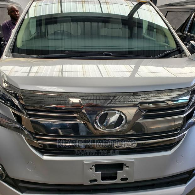 2016 Toyota Vellfire in Off-White - Stylish MPV Up for Grabs!