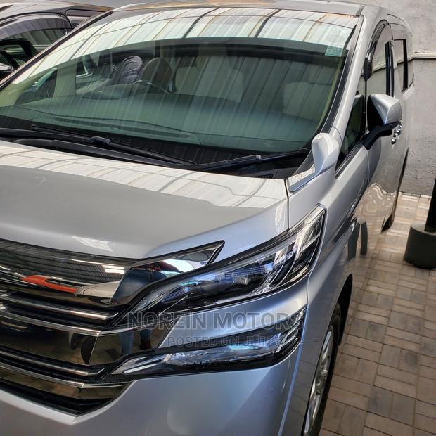 2016 Toyota Vellfire in Off-White - Stylish MPV Up for Grabs!
