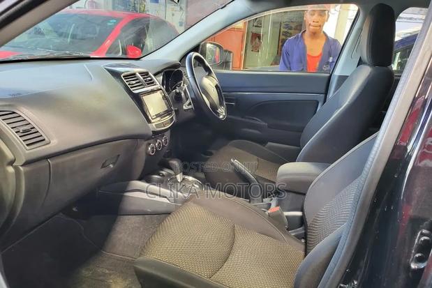 Mitsubishi RVR 2016: Sleek Matt Black SUV for Sale