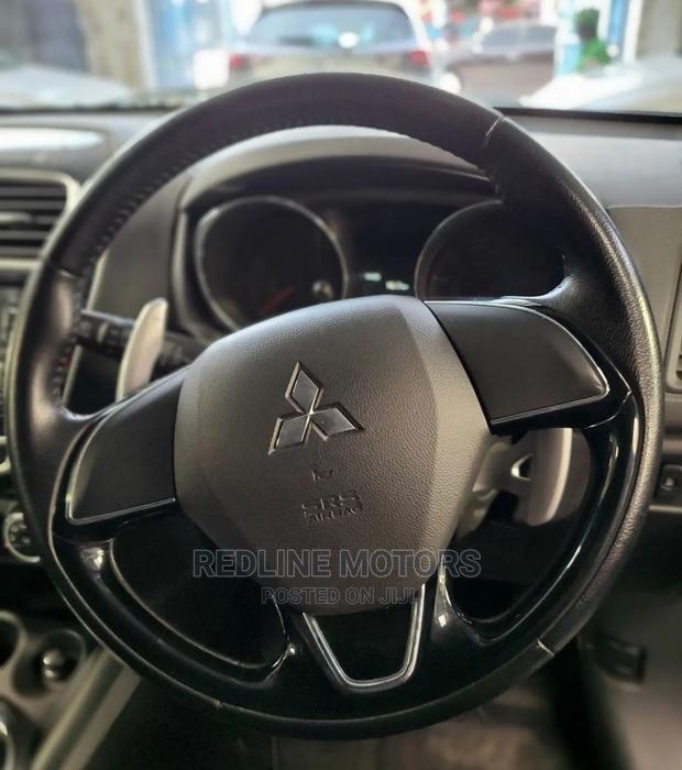 Mitsubishi RVR 2016: Sleek Matt Black SUV for Sale