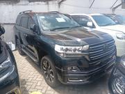 Luxury 2016 Toyota Land Cruiser 4.6 V8 ZX in Black - Premium Off-Roader for sale