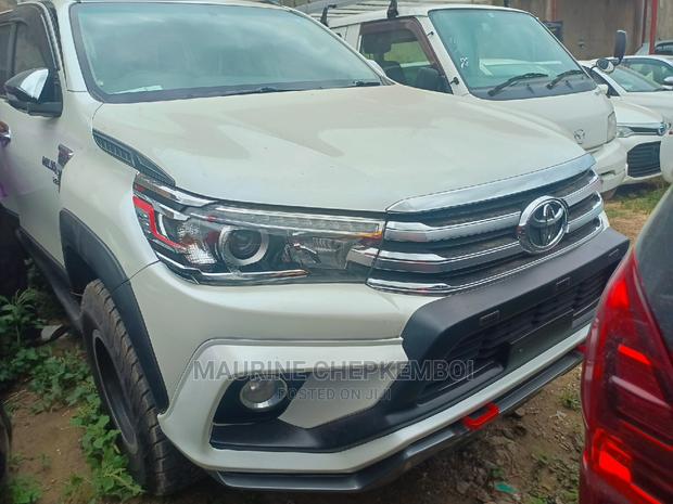 Toyota Hilux WORKMATE 2015 Pearl