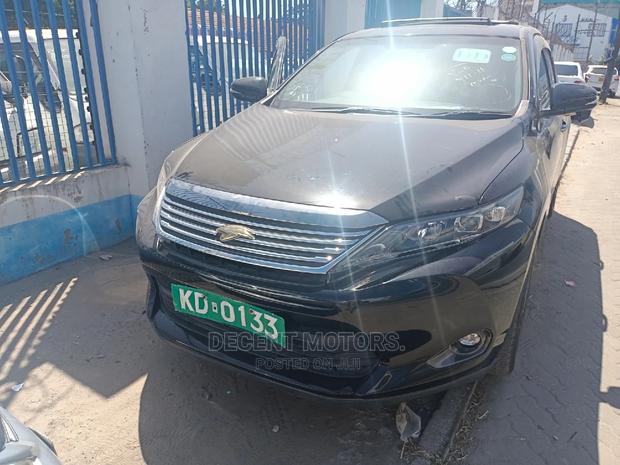 Luxury 2016 Toyota Harrier 2.0 Black - Perfect for Families