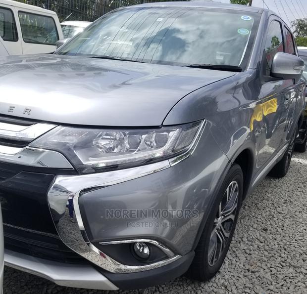 Gray 2015 Mitsubishi Outlander SUV - Pre-owned