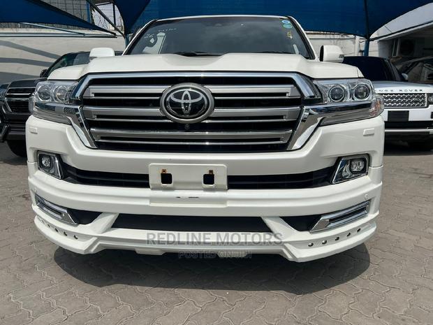 2016 Toyota Land Cruiser Prado - White, Standard Edition