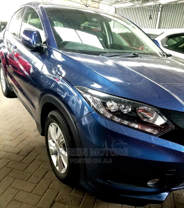 Stylish 2015 Honda Vezel in Blue: Compact and Efficient