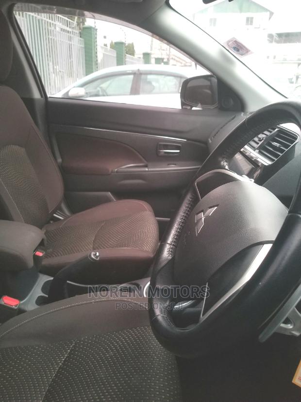 Mitsubishi RVR Black - 2015 Model Year - Used