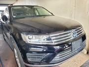2015 Volkswagen Touareg Black: Luxury SUV for Sale for sale