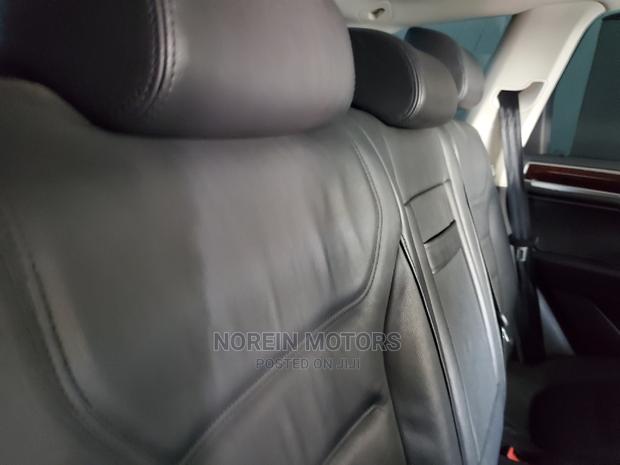 2015 Volkswagen Touareg Black: Luxury SUV for Sale