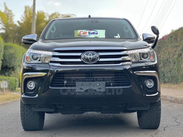 Toyota Hilux 2018: The Ultimate Off-Road Adventure Vehicle