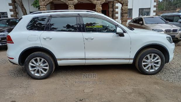 White 2014 VW Touareg - High-Quality Used Car