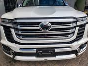 2023 Toyota Land Cruiser Pearl: Unmatched Power and Comfort on the Road for sale