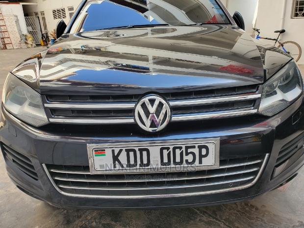 Used 2014 Volkswagen Touareg Black - High-Quality SUV