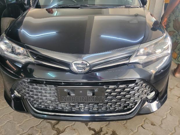 Black 2018 Toyota Corolla Fielder - Spacious SUV at Competitive Price