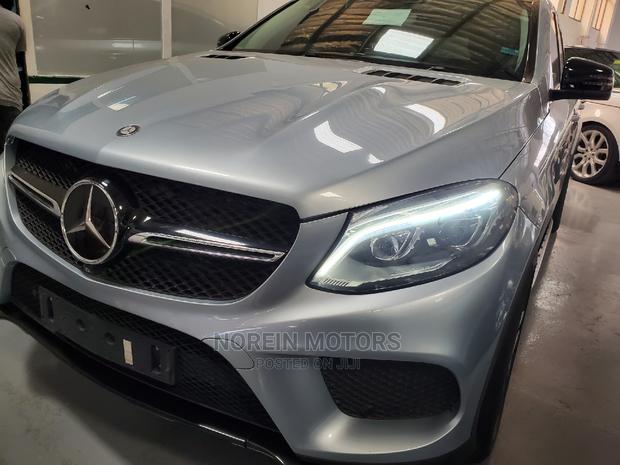 2016 Mercedes-Benz GLE-Class Silver: Impressive Performance