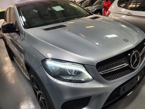 2016 Mercedes-Benz GLE-Class Silver: Impressive Performance