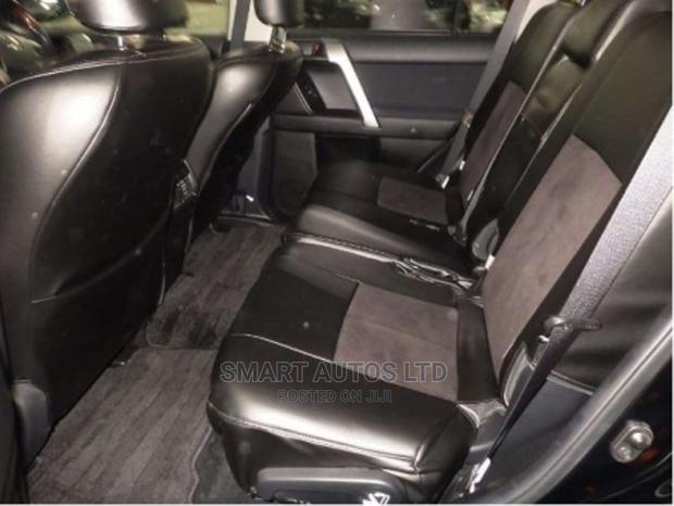 Black 2016 Toyota Land Cruiser Prado 2.7 VVT-i: Seamless Performance