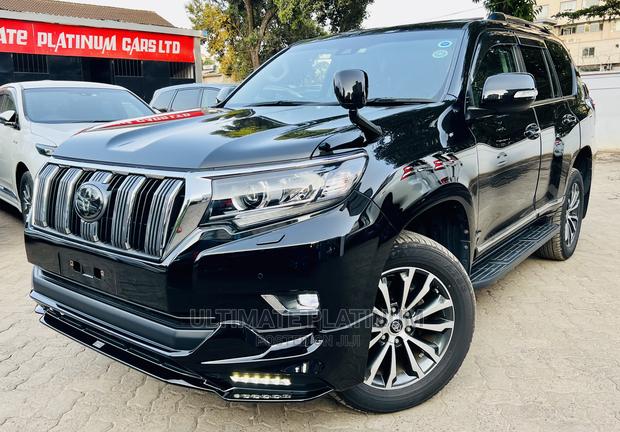 Used Toyota Land Cruiser Prado 2.7 Black - 2018 Off-Road Adventure Vehicle