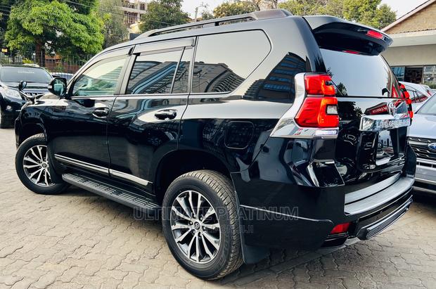 Used Toyota Land Cruiser Prado 2.7 Black - 2018 Off-Road Adventure Vehicle