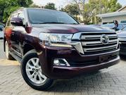 2017 Toyota Land Cruiser ZX 4.6 V8 Brown - Used Car for sale