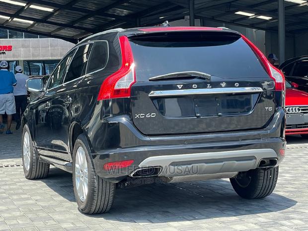 Volvo XC60 2016 Black Signature Edition