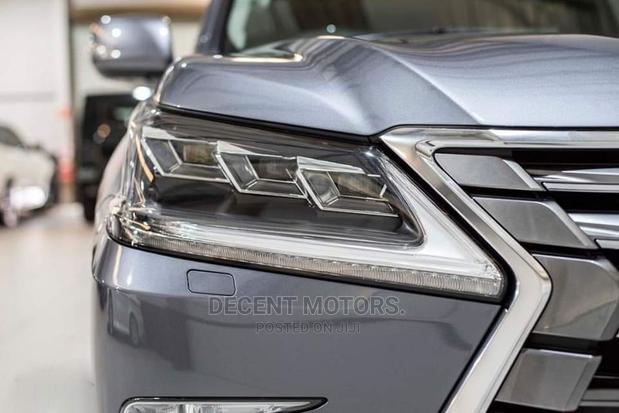 Used 2016 Lexus LX 570 AWD Gray - SUV with All-Wheel Drive