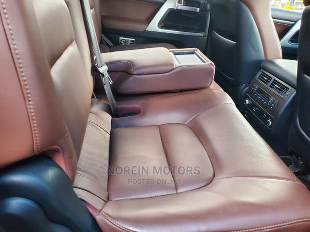 2017 Land Cruiser in Off-White - Ideal for Off-Road Expeditions