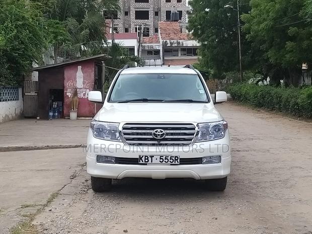 2008 Toyota Land Cruiser - White - Excellent Condition