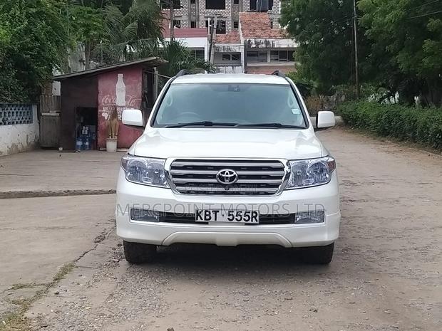 2008 Toyota Land Cruiser - White - Excellent Condition
