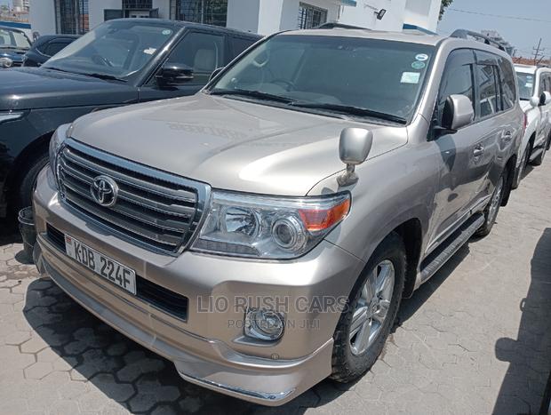 Gold Toyota Land Cruiser 2014 - Used SUV for Purchase