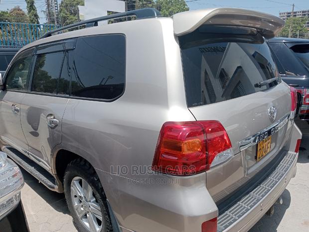 Gold Toyota Land Cruiser 2014 - Used SUV for Purchase