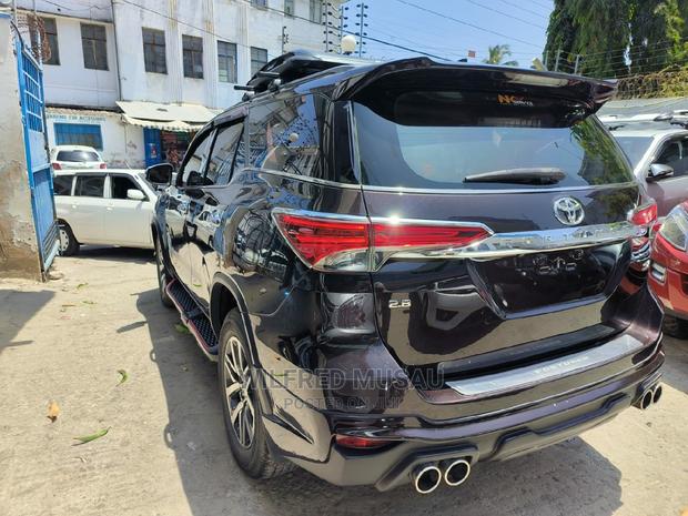 2016 Toyota Fortuner Brown SUV - Excellent Condition, Low Mileage