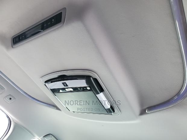 2016 Toyota Vellfire White - Reliable Minivan for Your Family