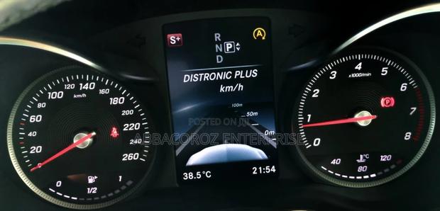 Mercedes-Benz C180 2015 Pearl