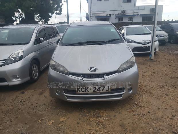 2010 Toyota Wish in Gray - Quality Second-hand Car
