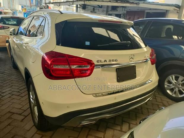 Mercedes-Benz GLA 250 2015 Pearl