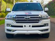 White 2016 Toyota Land Cruiser VXR 4.5L V8 SUV for sale