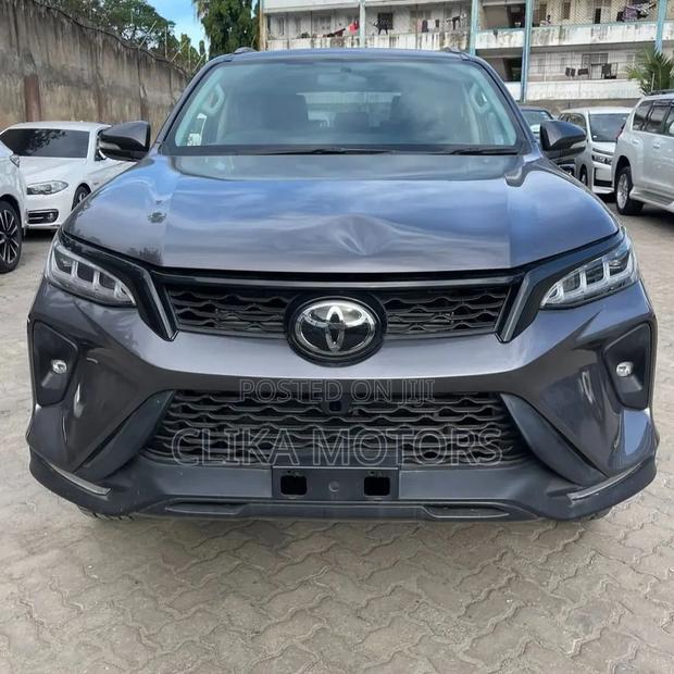 New 2016 Toyota Fortuner in Gray: Affordable SUV Deal