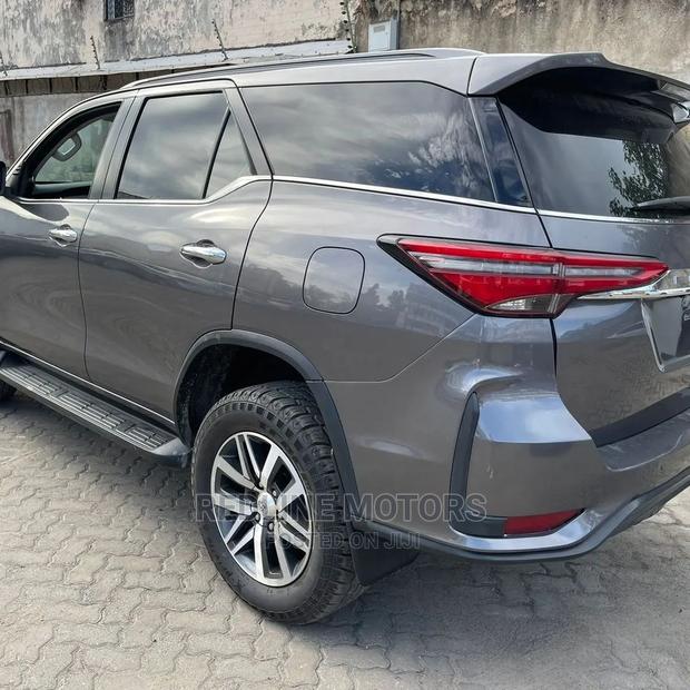 New 2016 Toyota Fortuner in Gray: Affordable SUV Deal
